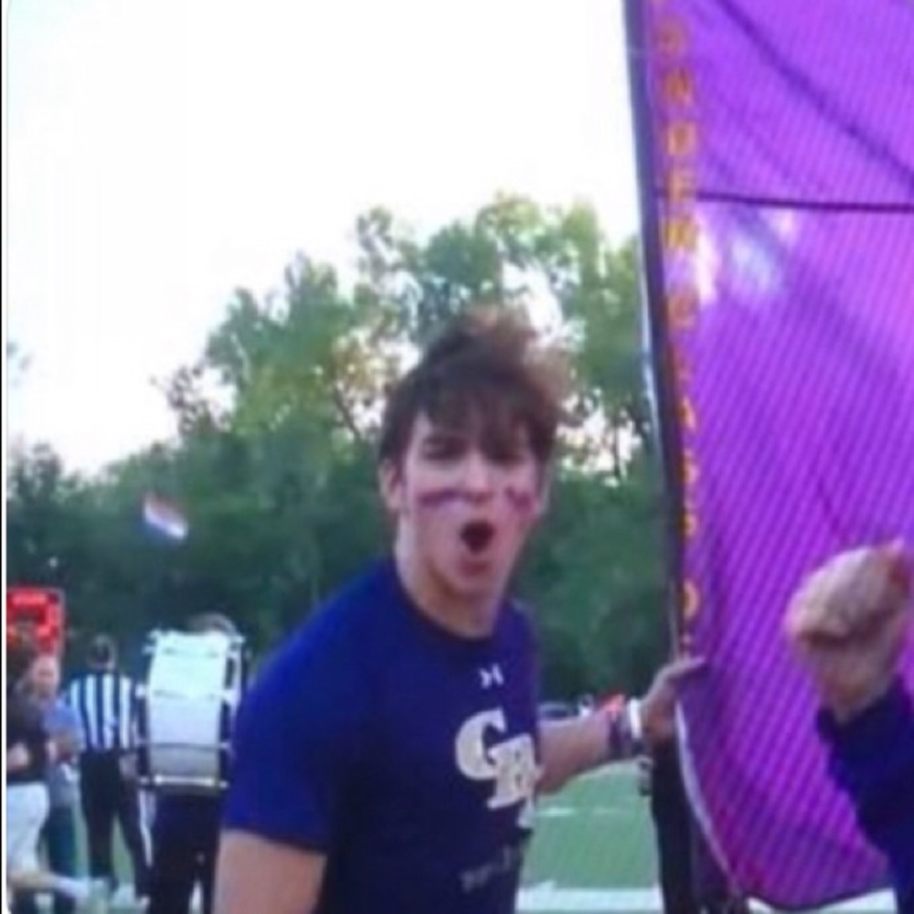 Meet your Posher, Logan